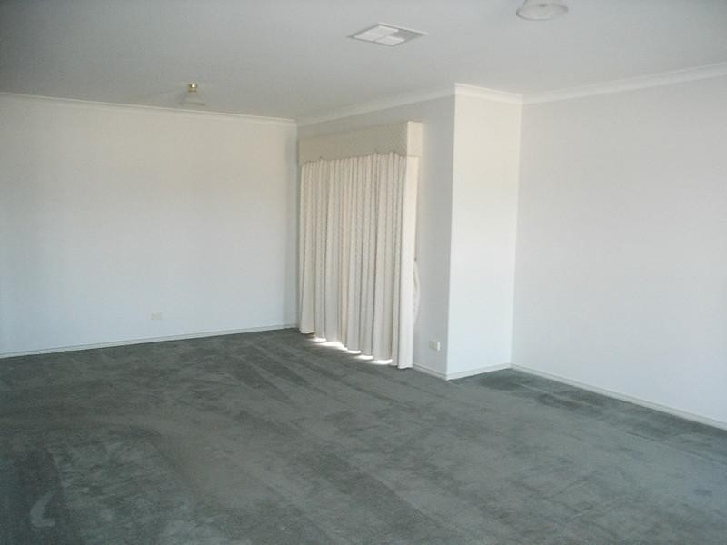 24 Brecon Court, Echuca VIC 3564