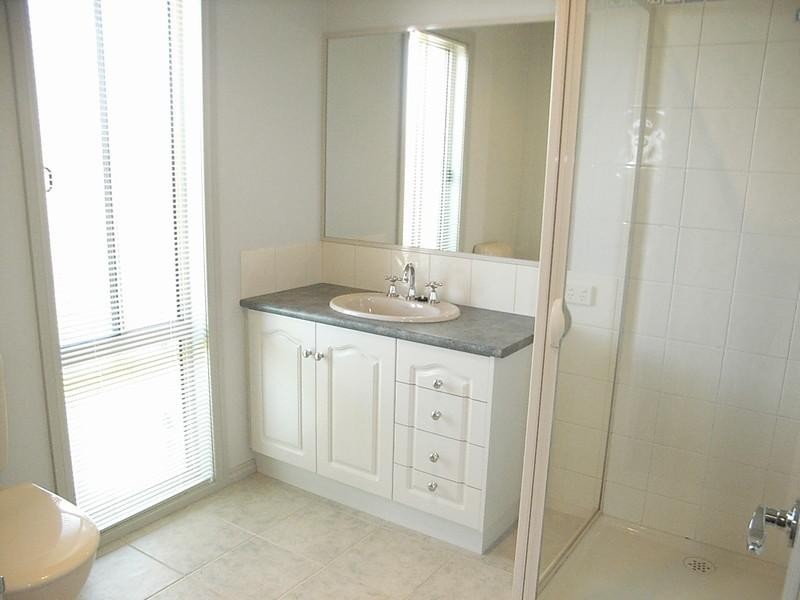 24 Brecon Court, Echuca VIC 3564