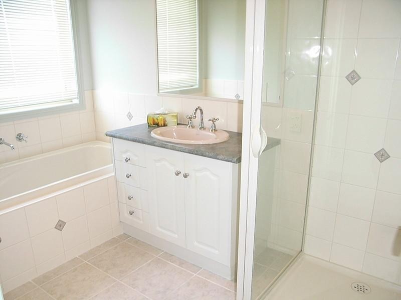 24 Brecon Court, Echuca VIC 3564