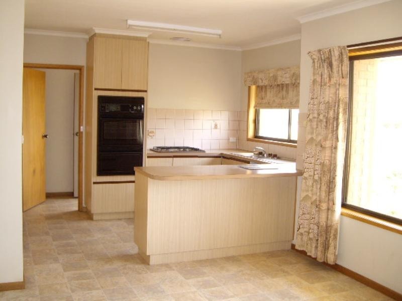 29 High Street, Rochester VIC 3561