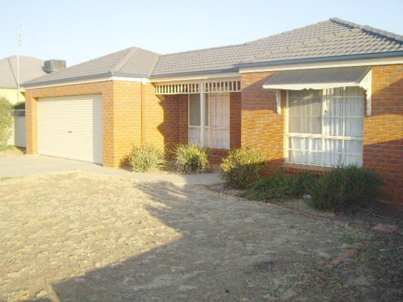 3 Aberdeen Way, Moama NSW 2731