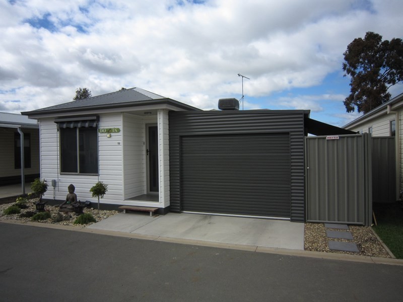 Sun River 65 Northern Highway, Echuca VIC 3564