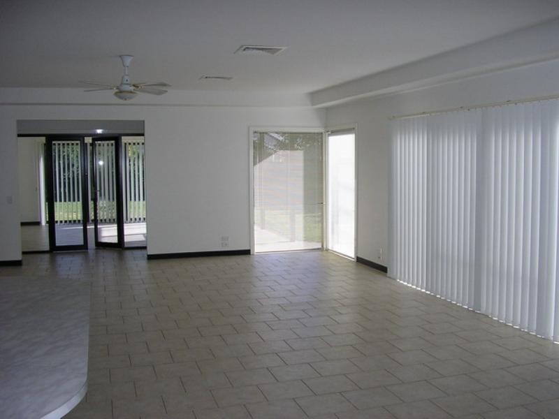 33 Campaspe Esplanade, Echuca VIC 3564