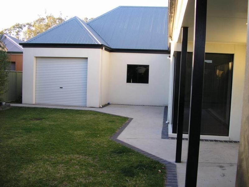 33 Campaspe Esplanade, Echuca VIC 3564