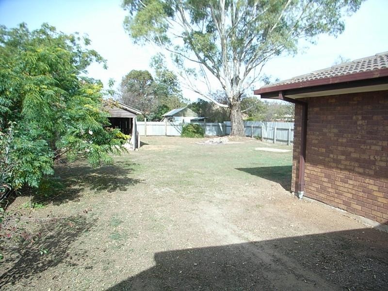 13 Echuca Street, Moama NSW 2731