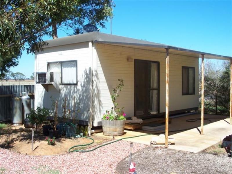 9 Davis Road, Patho VIC 3564