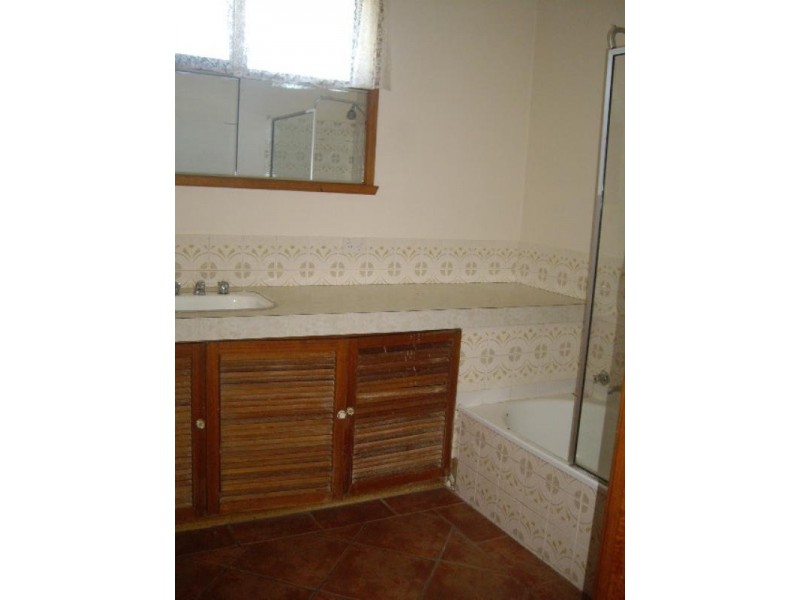 283a Ogilvie Avenue, Echuca VIC 3564