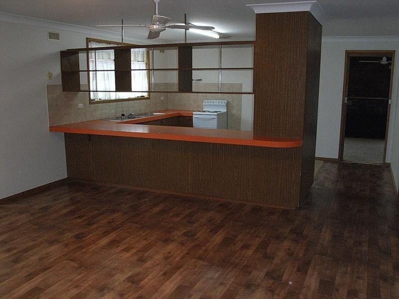 73 Pakenham Street, Echuca VIC 3564