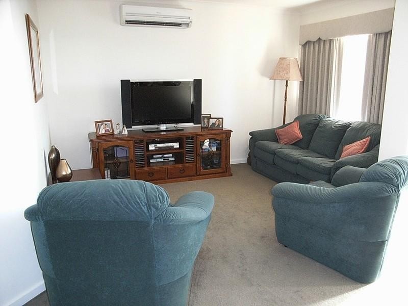 2/23 Sunset Avenue, Echuca VIC 3564