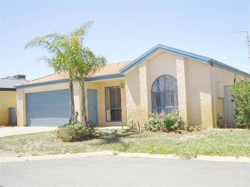 2 Emu Court, Moama NSW 2731