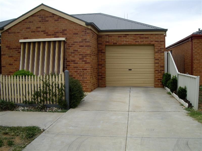 3/40 Bowen Street, Echuca VIC 3564