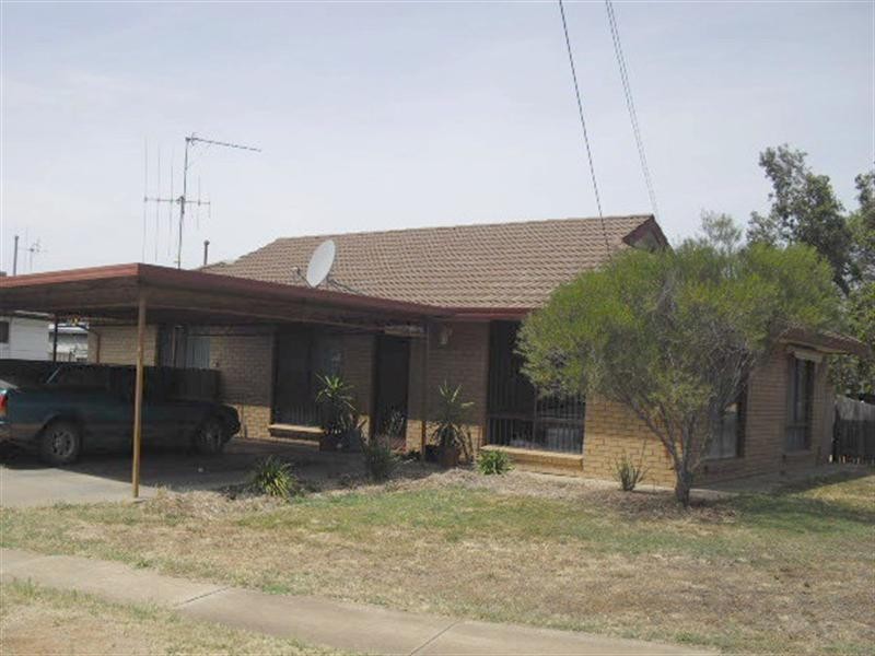 1 Hicks Crescent, Echuca VIC 3564