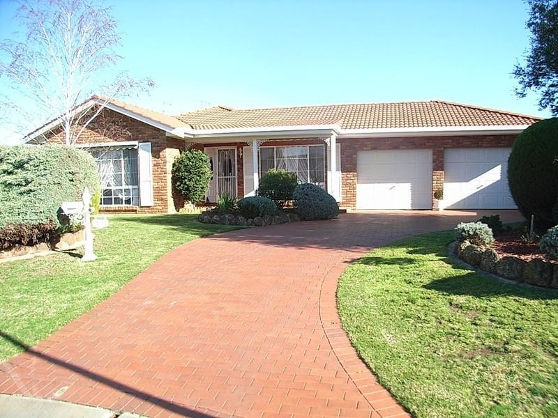 15 Winnima, Moama NSW 2731