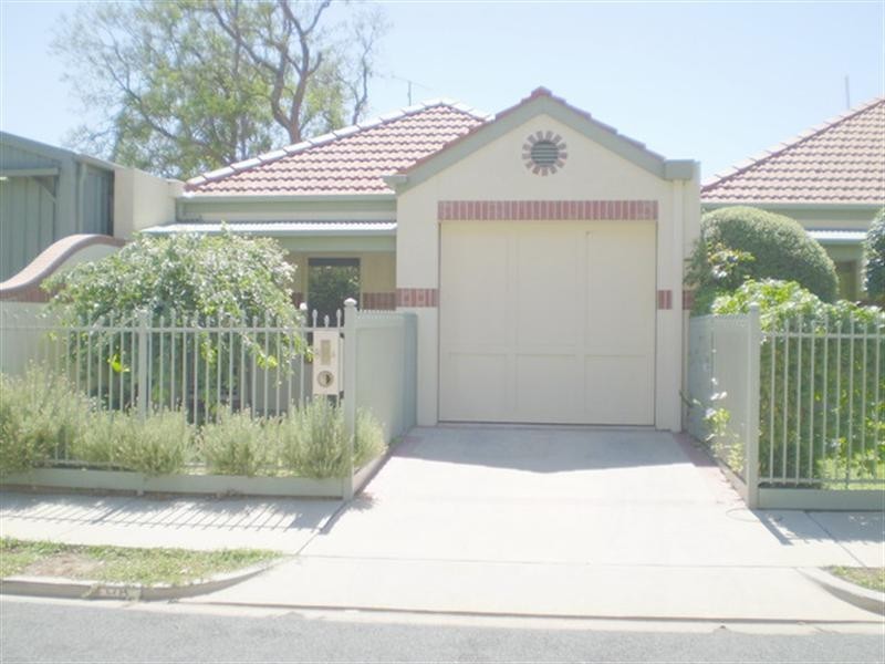 8a River Street, Echuca VIC 3564