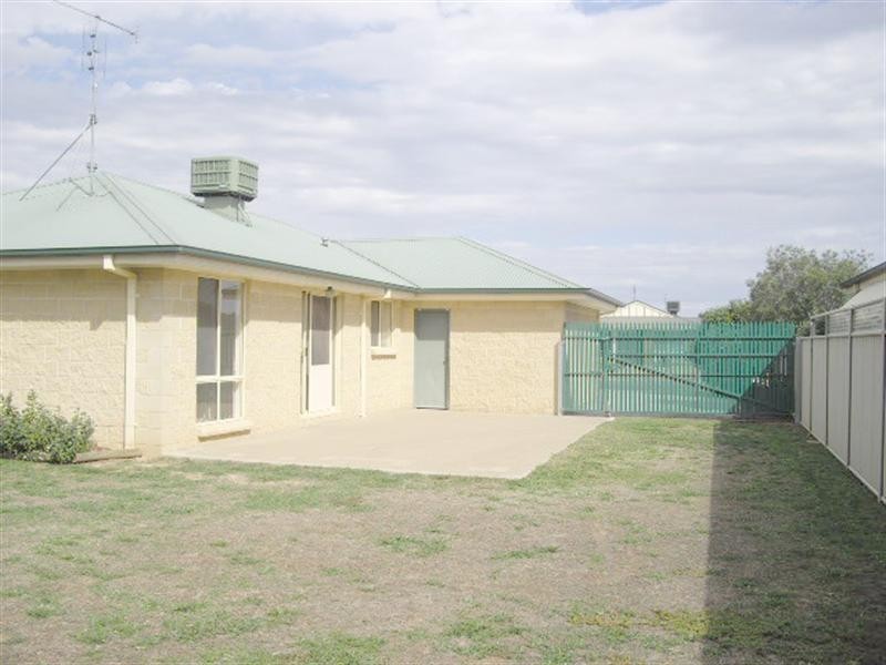 11 Glencoe Boulevard, Moama NSW 2731