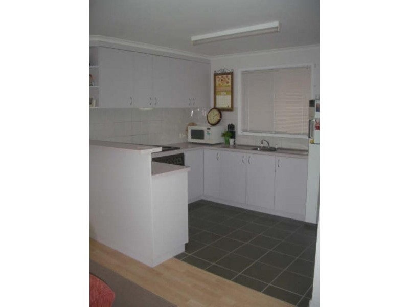 2/16 Council Street, Moama NSW 2731