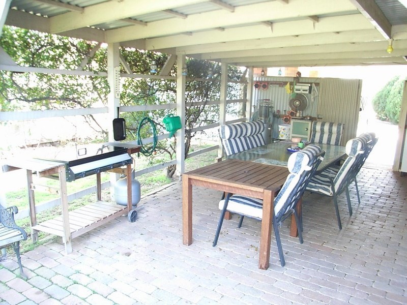 2 Pevensey Place, Moama NSW 2731