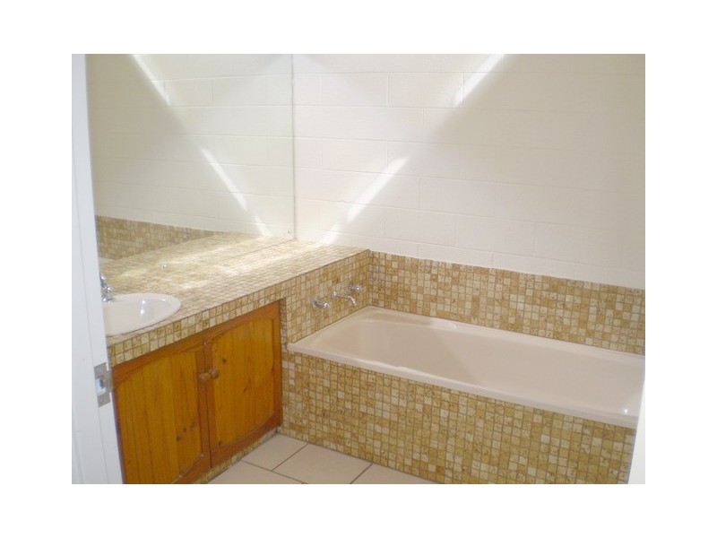 3 Scott Court, Echuca VIC 3564