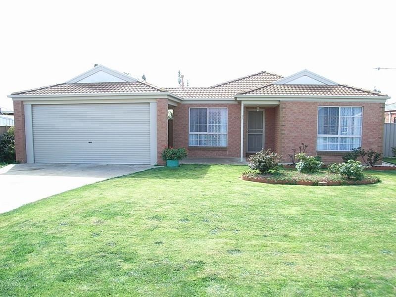 35 Deakin Grove, Tongala, Echuca VIC 3564
