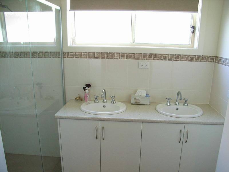 77 Sutton Street, Echuca VIC 3564