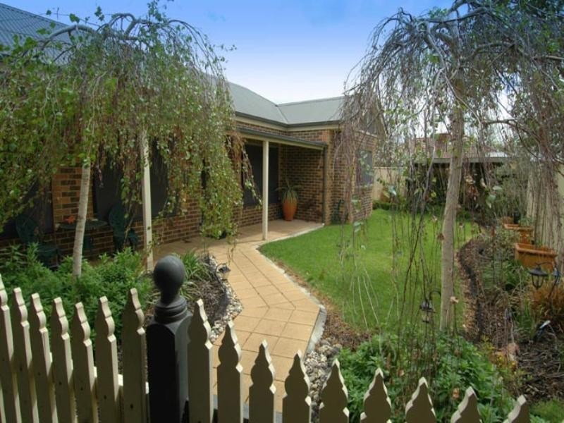 75a Mitchell Street, Echuca VIC 3564