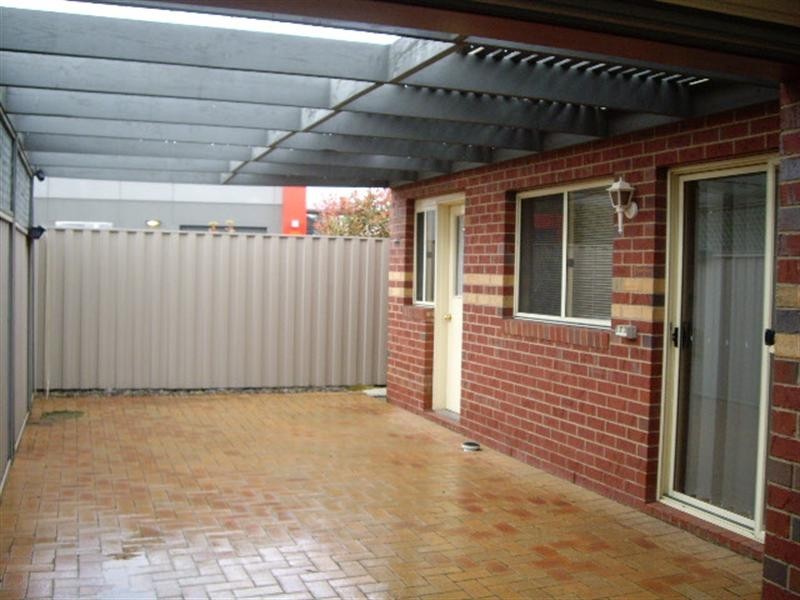 2/1-3 Wattle Street, Echuca VIC 3564