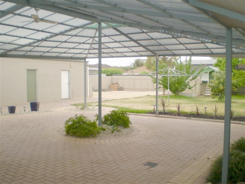 82 Sturt Street, Echuca VIC 3564