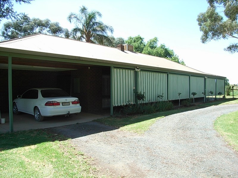 29 Mew Lane, Bamawm VIC 3561