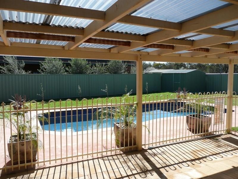 59 Woodlands Circuit, Echuca VIC 3564
