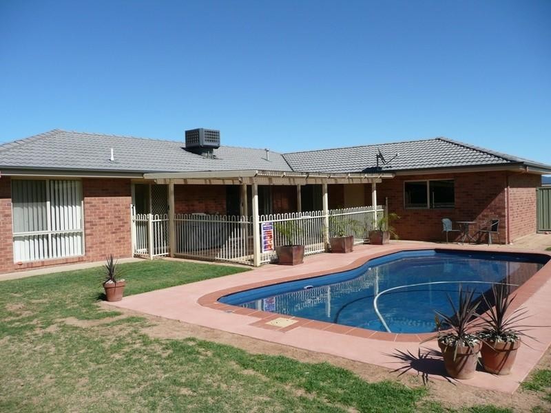 59 Woodlands Circuit, Echuca VIC 3564