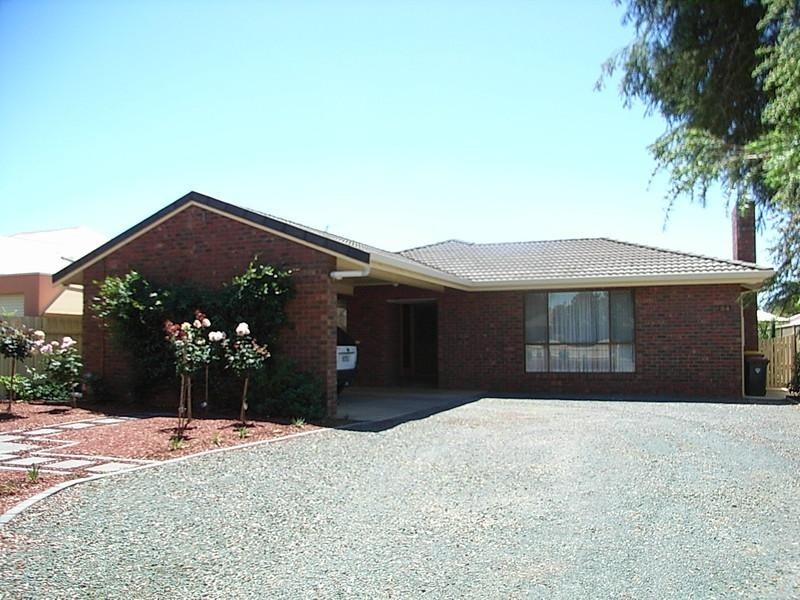 24 Darling Street, Echuca VIC 3564
