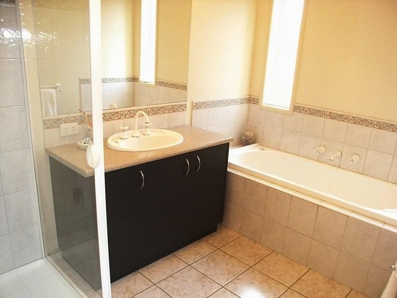 26 Woodlands Circ, Echuca VIC 3564