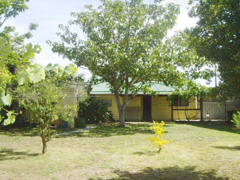 285 Ogilvie Avenue, Echuca VIC 3564