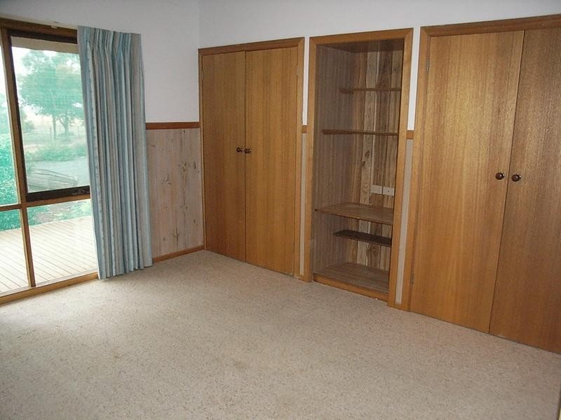 97 Singer Road, Rochester VIC 3561