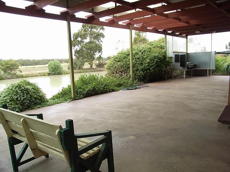 97 Singer Road, Echuca VIC 3564