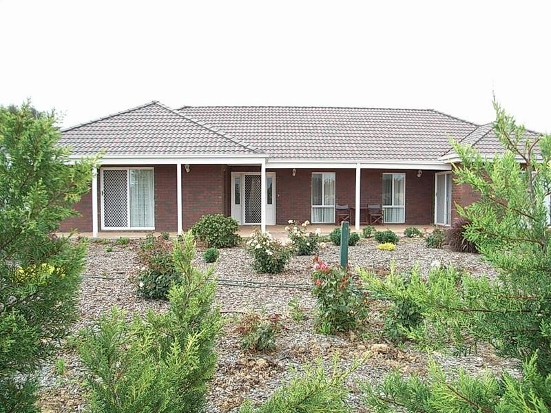 1 Winbi Lane, Moama NSW 2731