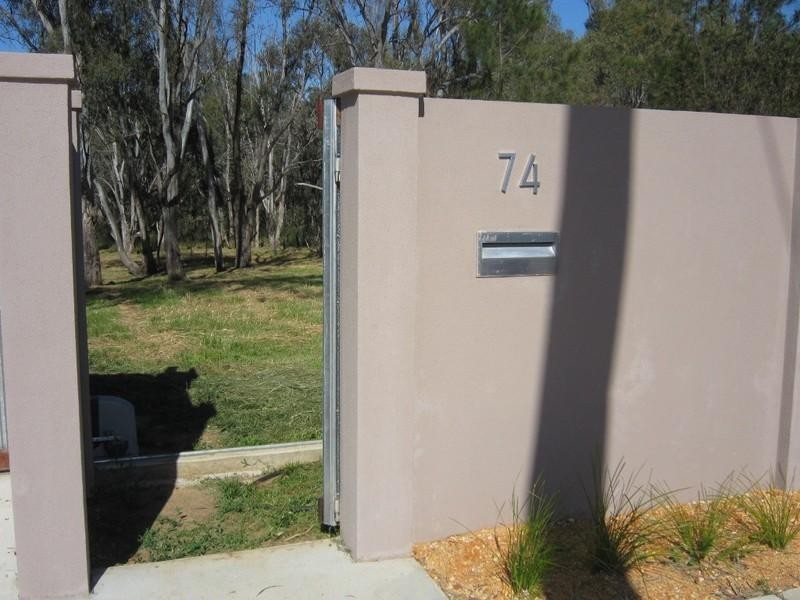 74 Meninya Street, Moama NSW 2731