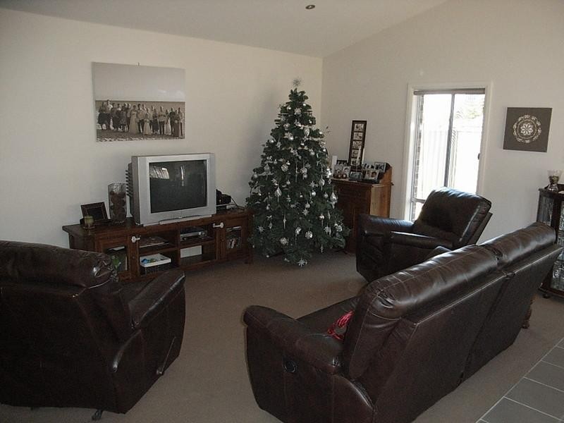 57 Declan Way, Echuca VIC 3564