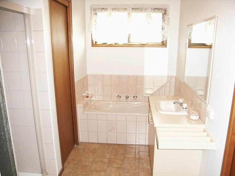 145 Crossen Street, Echuca VIC 3564