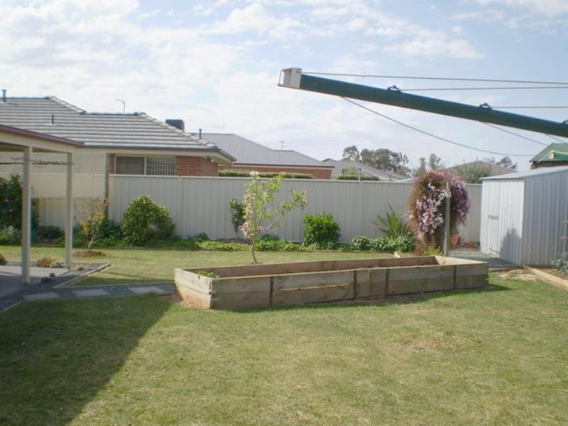 12 Aberdeen Way, Moama NSW 2731