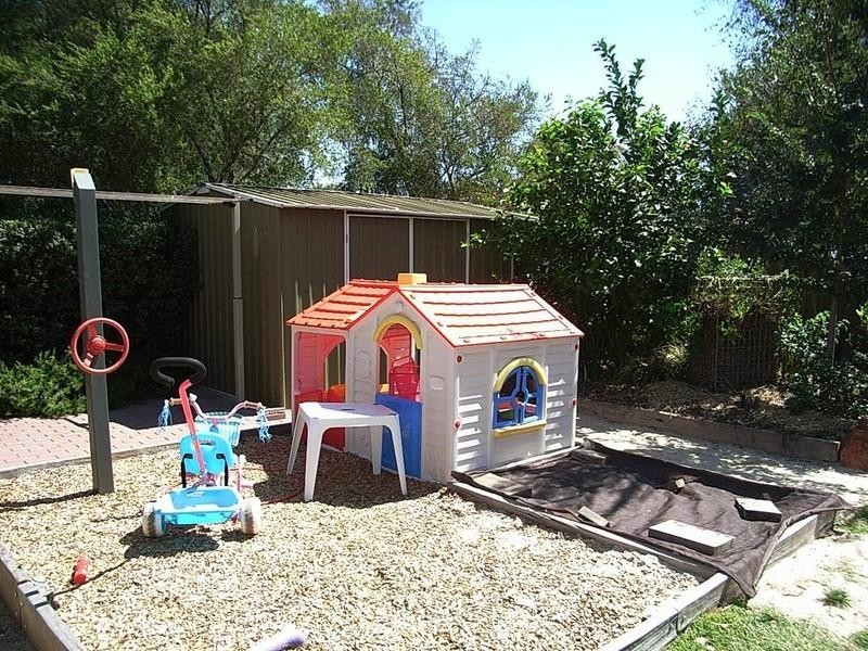 9 Lachlan Crescent, Echuca VIC 3564