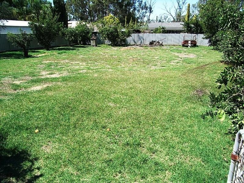 33 Hansen Street, Echuca VIC 3564