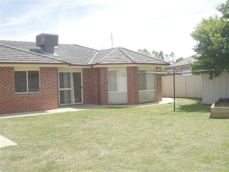 11 Sunrise Avenue, Moama NSW 2731