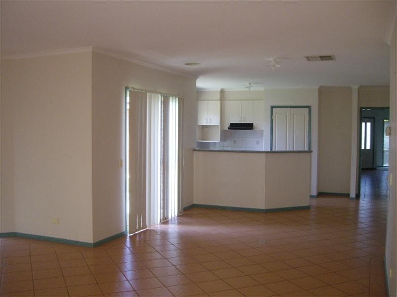 11 Sunrise Avenue, Moama NSW 2731