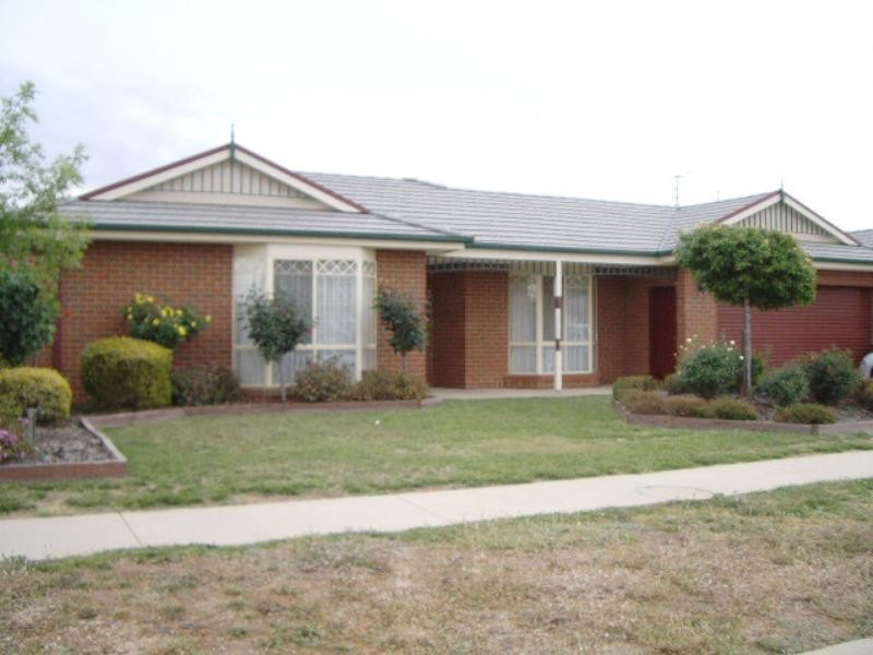10 Glencoe Boulevard, Moama NSW 2731