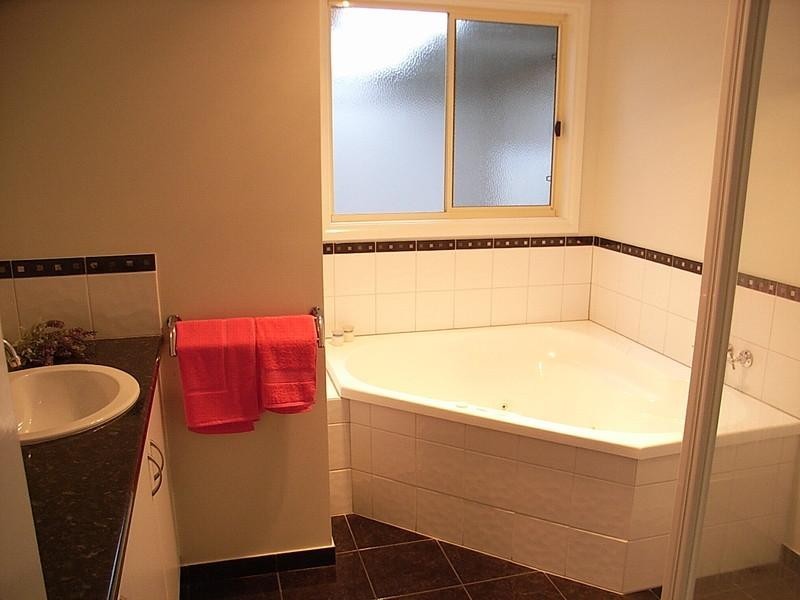 3 Coolabah Crt (Cobb Haven), Moama NSW 2731