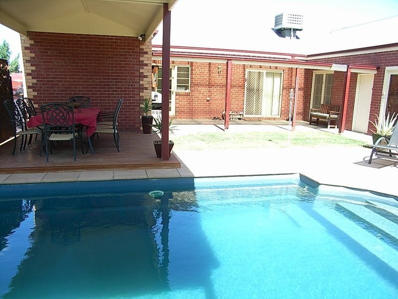 12 Schoeffel Drive, Echuca VIC 3564