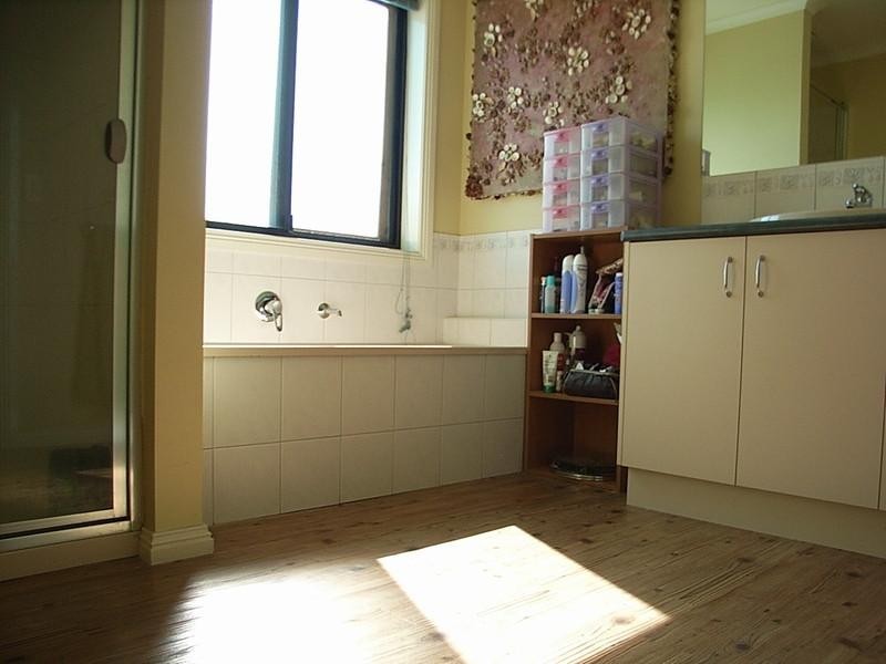 10 Airlie Court, Echuca VIC 3564