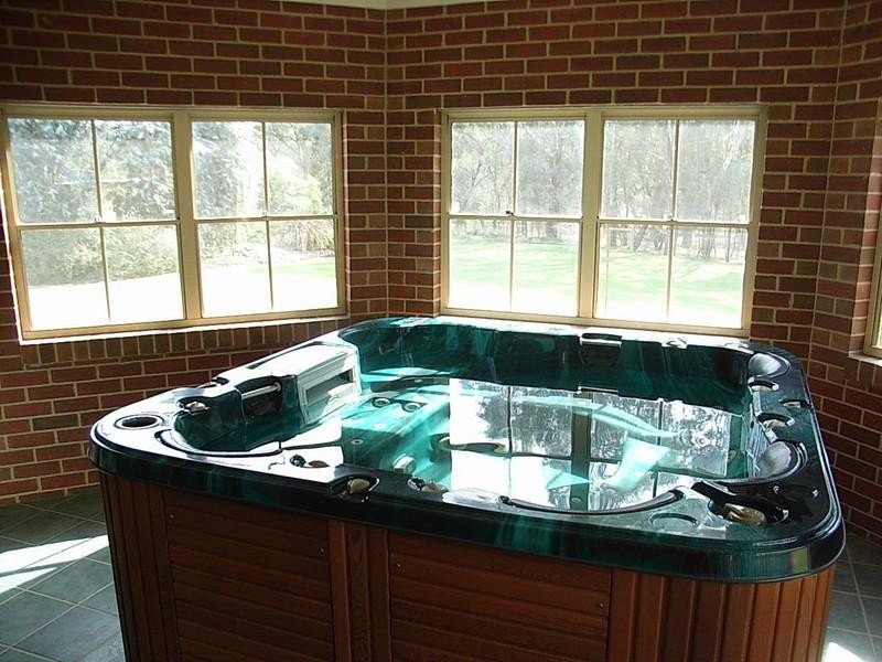 16 Murray Bank Drive, Echuca VIC 3564