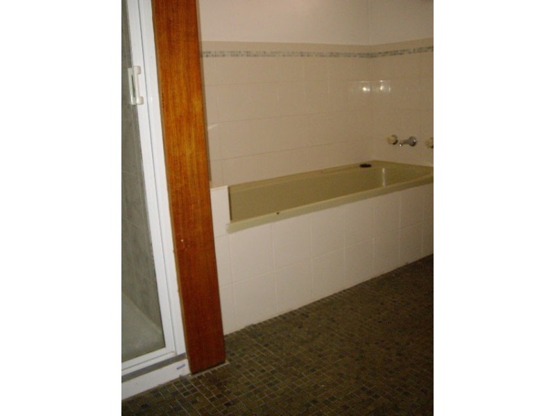 66 Shackell Street, Echuca VIC 3564